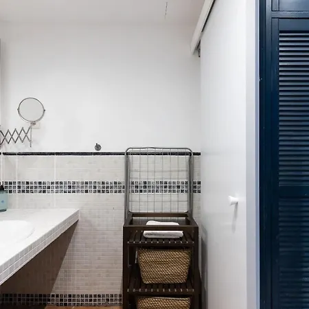 Oli By Unik Apartment Tarragona